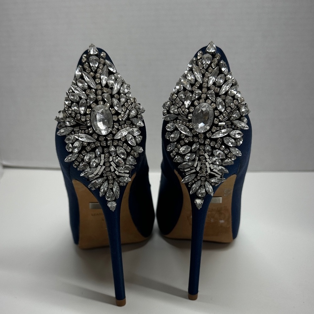 Badgley Mischka Kiara Pumps High Heel Shoes Peep Toe Jeweled Back Blue Size 9 - Picture 5 of 10